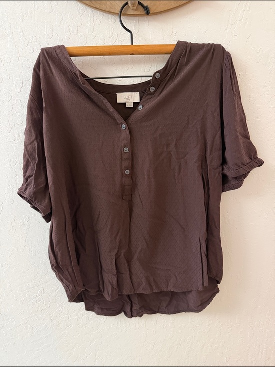 LOFT Tops - Loft brown dot texture Henley button down blouse t shirt xl